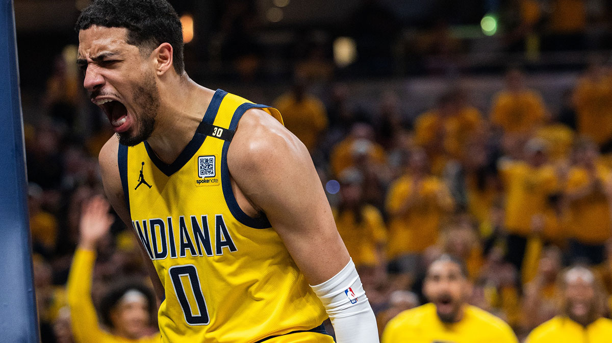 Pacers guard Tyrese Haliburton (0) reacts to a made basket