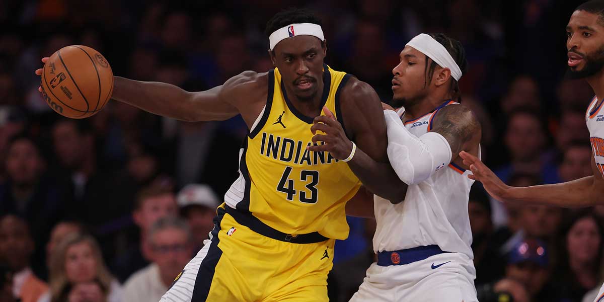 Indiana Pacers forward Pascal Siakam (43) controls the ball against New York Knicks guard Miles McBride (2) in the third quarter during game one of the eastern conference finals for the 2025 NBA Playoffs at Madison Square Garden.