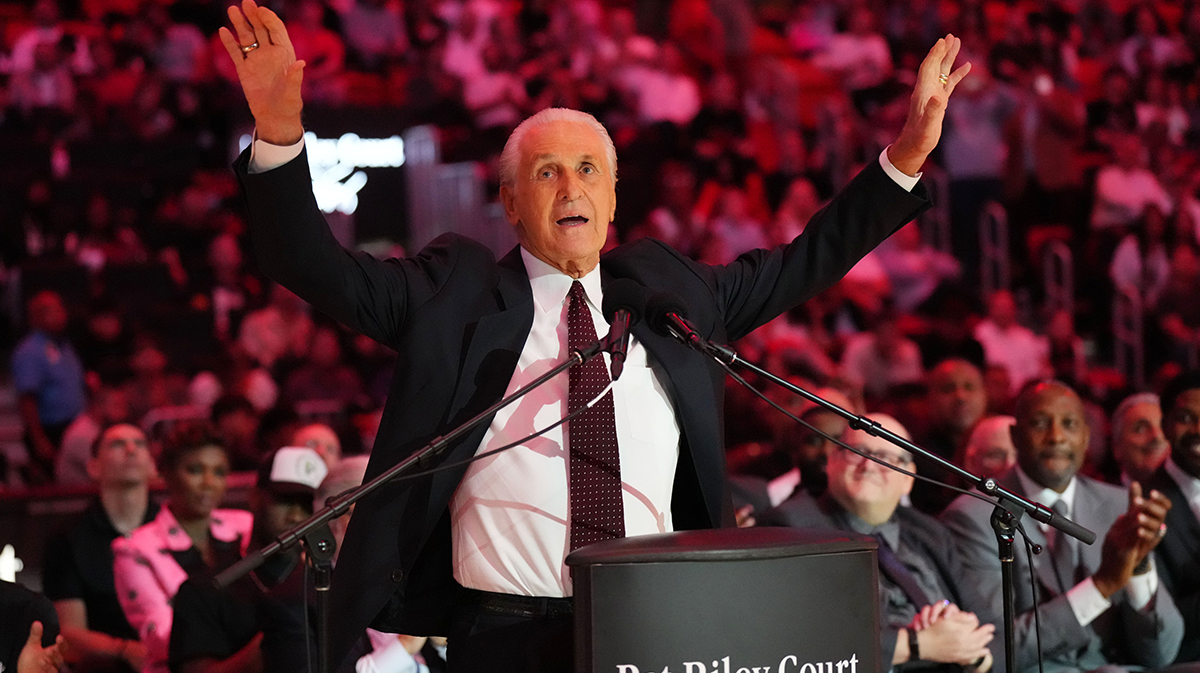 Miami Heat president Pat Riley addresses the crowd during the Pat Riley Court dedication ceremony at halftime at Kaseya Center.