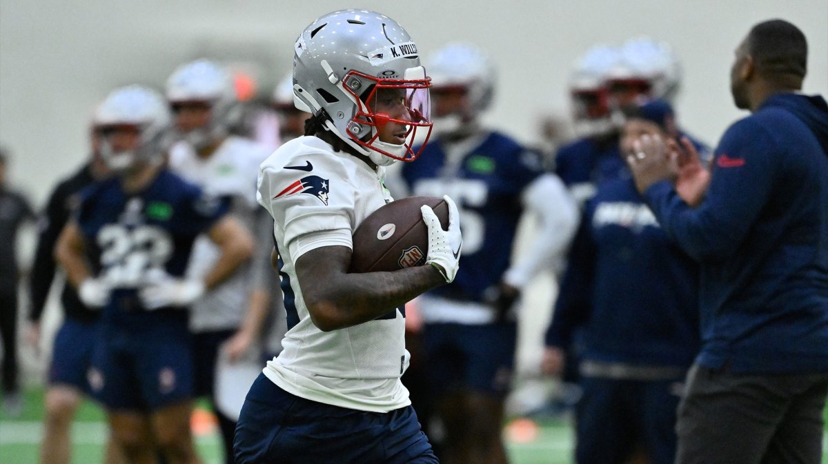 New England Patriots wide receiver Kyle Williams (18) runs with the ball during rookie camp at Gillette Stadium.