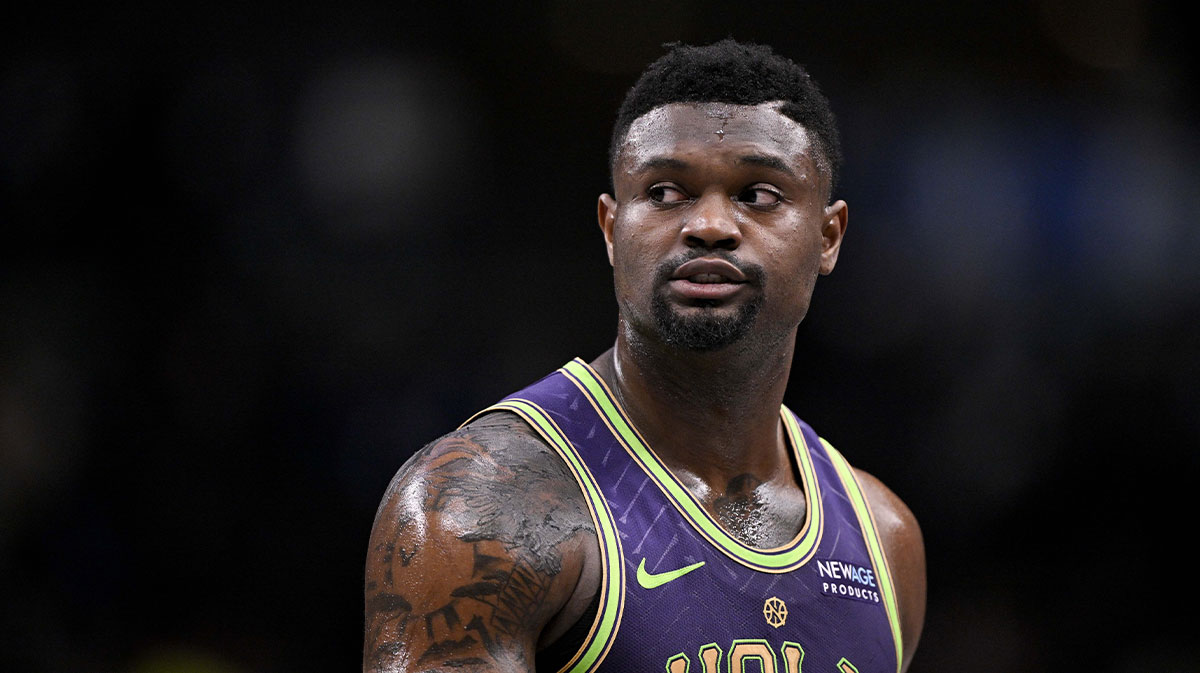 New Orleans Pelicans forward Zion Williamson (1) looks on during the second quarter against the Dallas Mavericks at the American Airlines Center.