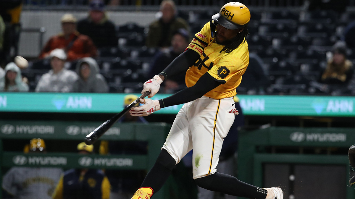 Pittsburgh Pirates center fielder Oneil Cruz (15) hits his second solo home run of the game against the Milwaukee Brewers during the ninth inning at PNC Park.