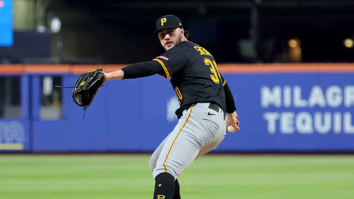 Pittsburgh Pirates starting pitcher Paul Skenes (30) pitches against the New York Mets during the third inning at Citi Field.
