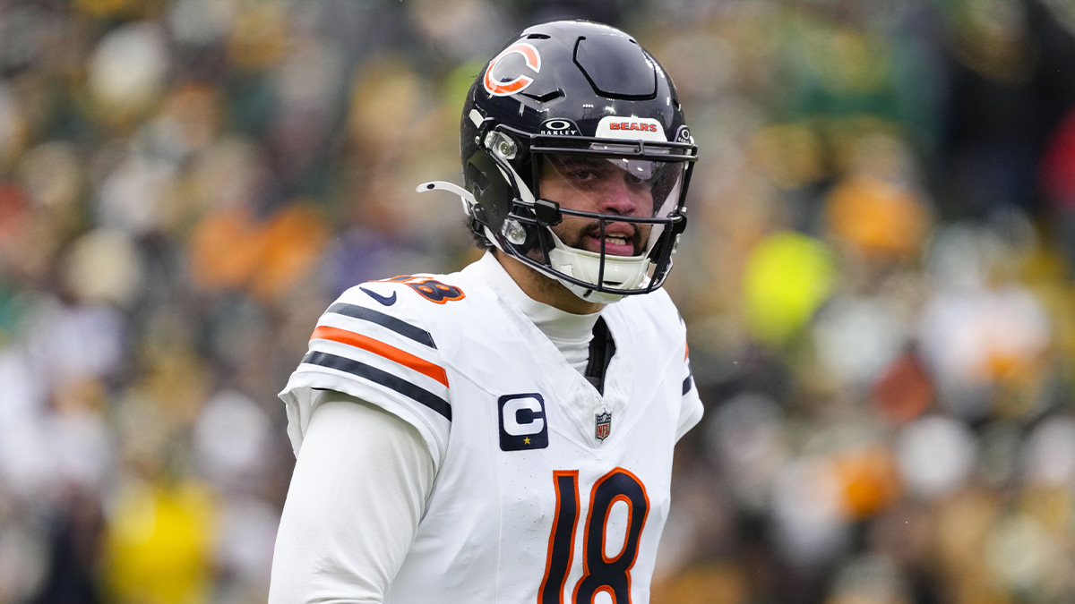 Chicago Bears quarterback Caleb Williams (18) during the game against the Chicago Bears at Lambeau Field.