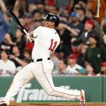 Rafael Devers ends the night vs. Braves with first career walk-off home run