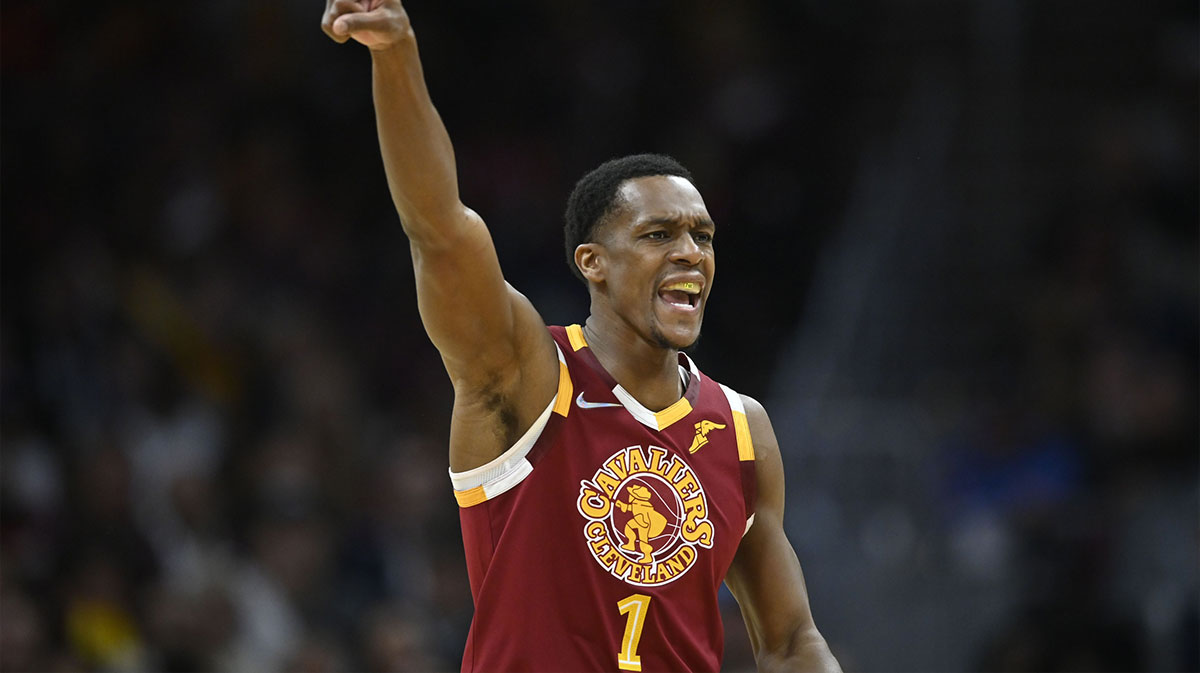 Cleveland Cavaliers guard Rajon Rondo (1) runs the offense in the fourth quarter against the Atlanta Hawks at Rocket Mortgage FieldHouse.