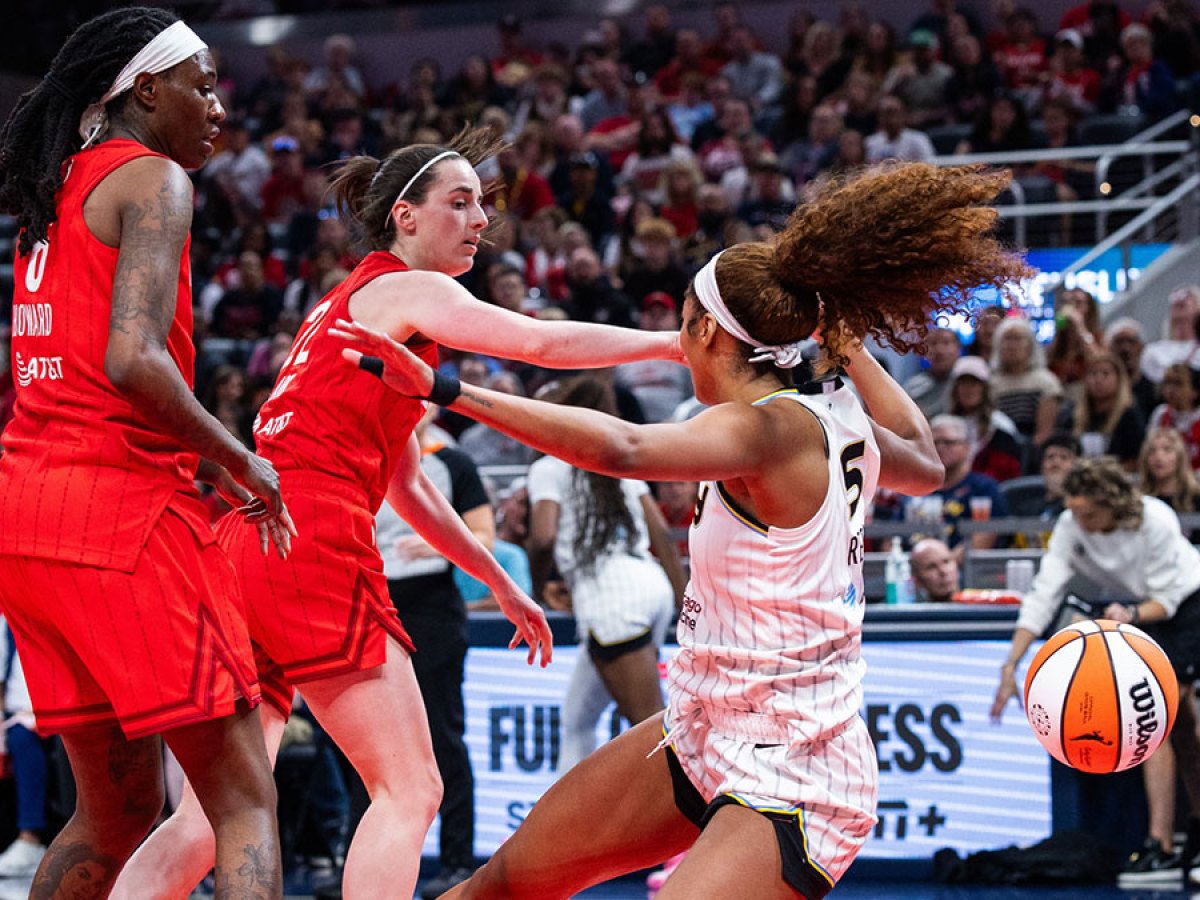 Fever news: Referee explains Caitlin Clark flagrant foul on Angel Reese in  Pool Report