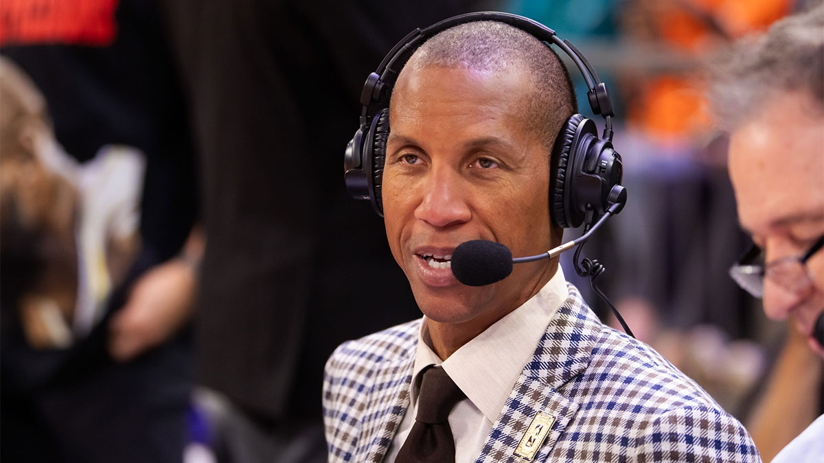 NBA on TNT television analyst Reggie Miller during the Los Angeles Lakers against the Phoenix Suns during an NBA Cup game at Footprint Center.