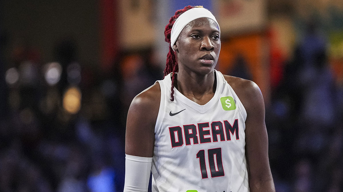 Atlanta Dream guard Rhyne Howard (10) against the Indiana Fever at Gateway Center Arena @ College Park.