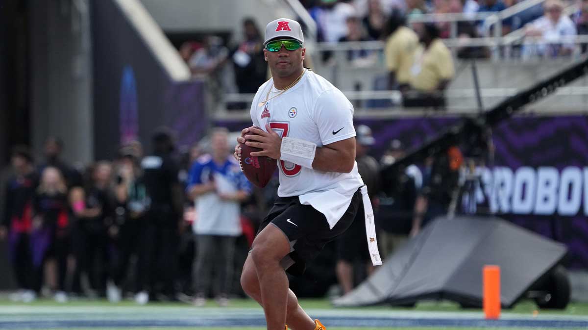 AFC quarterback Russell Wilson of the Pittsburgh Steelers (3) throws the ball during the 2025 Pro Bowl Games at Camping World Stadium.