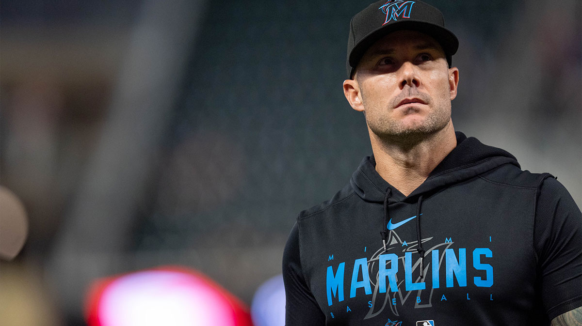 Miami Marlins manager Skip Schumaker (45) walks back to the dugout in the seventh inning at Target Field.