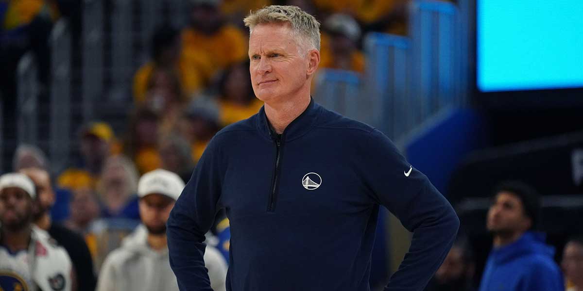 Golden State Warriors head coach Steve Kerr motions to the team in the second quarter during game three against the Minnesota Timberwolves in the second round for the 2025 NBA Playoffs at Chase Center.