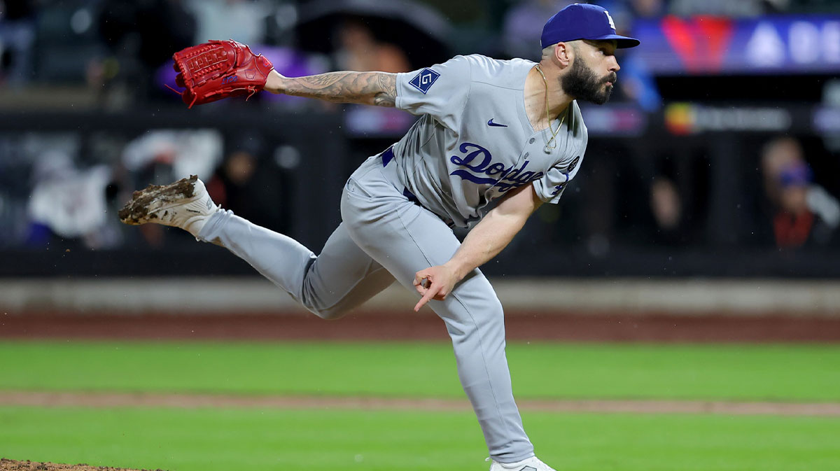 Los Angeles Dodgers relief pitcher Tanner Scott (66) pitches against the New York Mets during the ninth inning at Citi Field.