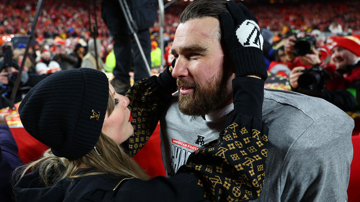 Taylor Swift Travis Kelce