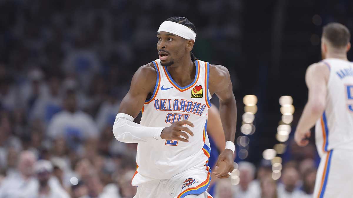 Thunder guard Shai Gilgeous-Alexander (2) runs down the court
