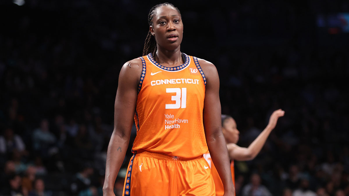 May 9, 2025; Brooklyn, NY, USA; Connecticut Sun center Tina Charles (31) at Barclays Center. Mandatory Credit: Wendell Cruz-Imagn Images