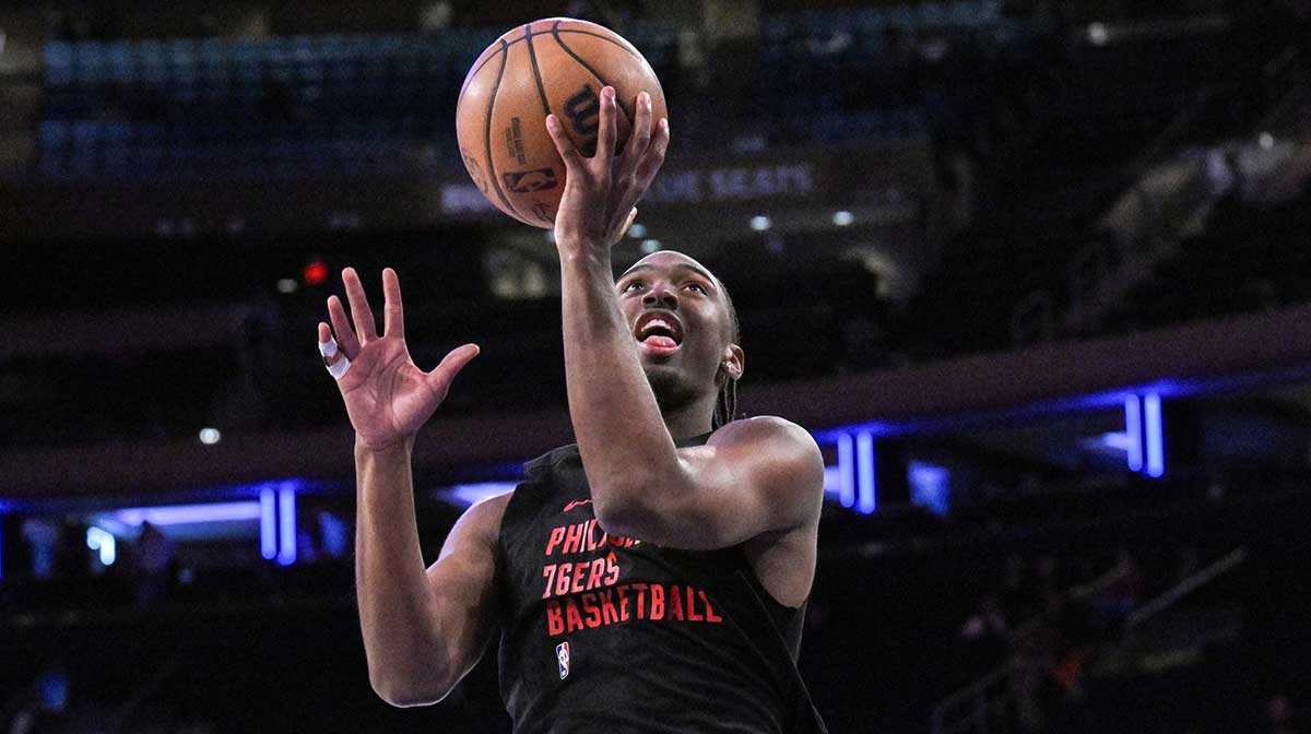 Philadelphia 76ers guard Tyrese Maxey (0) warms up before a game against the New York Knicks at Madison Square Garden.