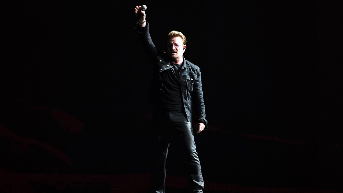 U2's Bono, who dropped a Stories of Surrender version of a Songs of Experience track, on the Joshua Tree Tour in 2017.