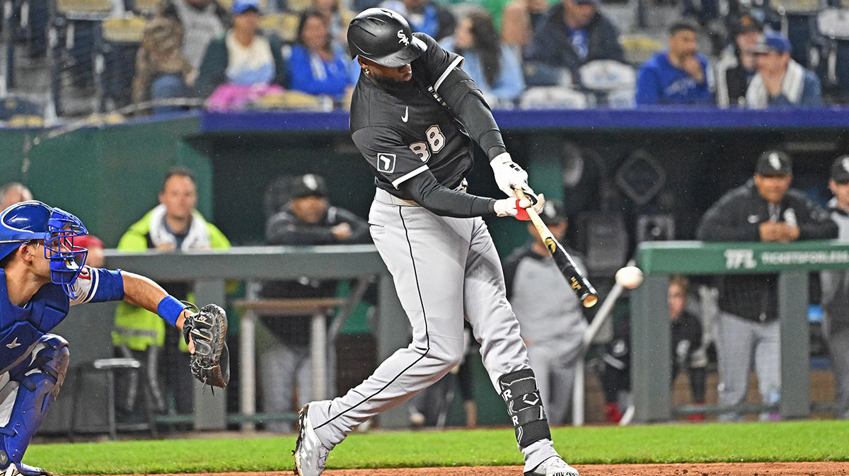 MLB rumors: Mets trade interest in Luis Robert Jr. gets doused in cold water