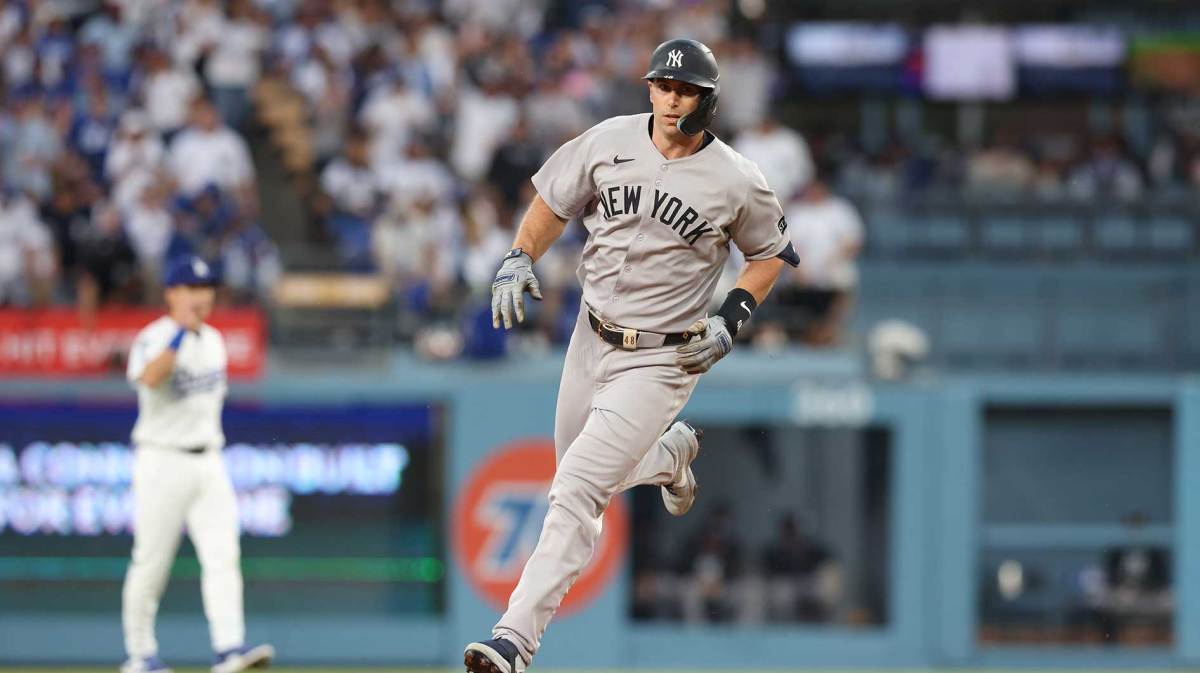 New York Yankees first baseman Paul Goldschmidt (48) rounds the bases after hitting a home run during the third inning against the Los Angeles Dodgers at Dodger Stadium.