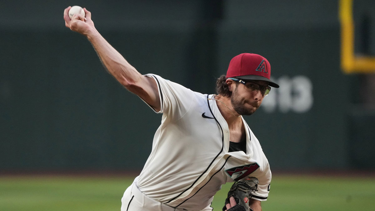 Arizona Diamondbacks pitcher Zac Gallen (23) throws against the New York Mets in the first inning at Chase Field.
