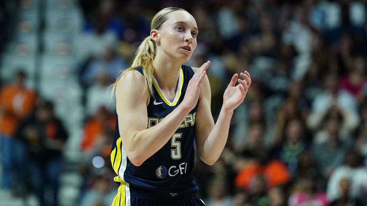 Dallas Wings guard Paige Bueckers (5) reacts after a play against the Connecticut Sun in the first half at Mohegan Sun Arena.