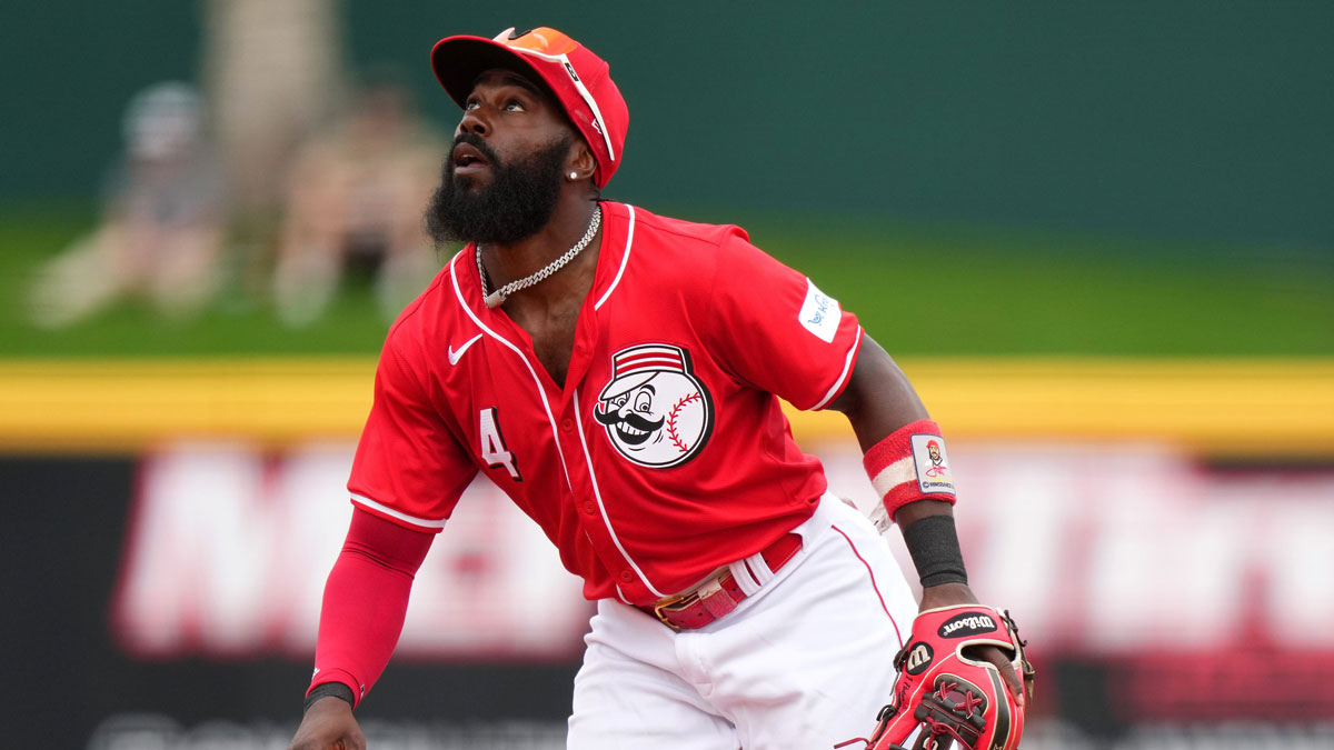 Cincinnati Reds second baseman Josh Harrison tracks a pop fly in the first inning during a MLB spring training baseball game against the Seattle Mariners