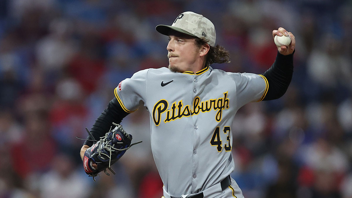 Pittsburgh Pirates pitcher Ryan Borucki (43) pitches during the seventh inning against the Philadelphia Phillies at Citizens Bank Park.