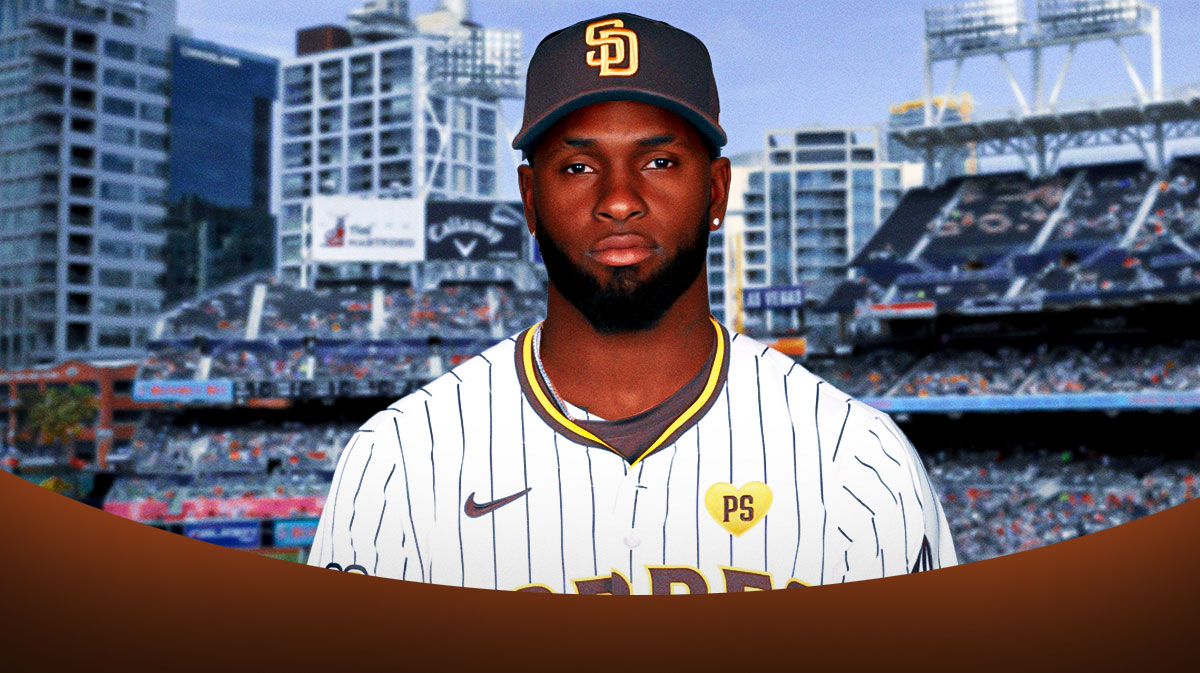 Luis Robert Jr. photoshopped in Padres jersey.