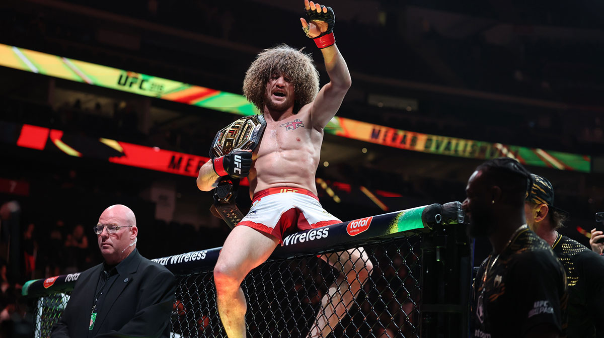 Merab Dvalishvili (red gloves) reacts after defeating Sean O’Malley (not pictured) in a bantamweight title fight during UFC 316 at Prudential Center.