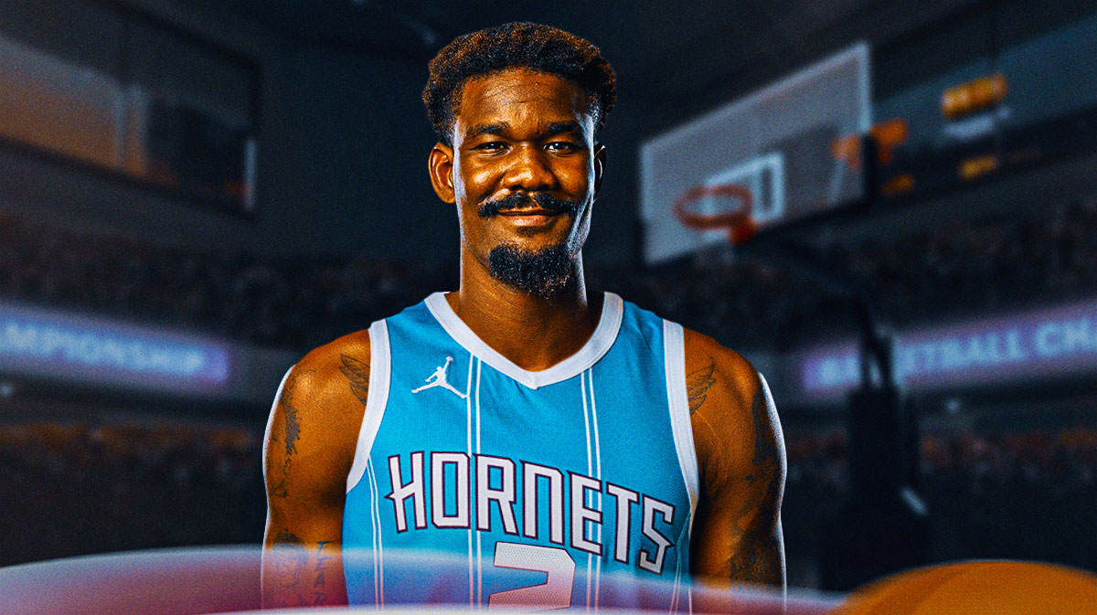 Deandre Ayton photoshopped in Hornets jersey with number.
