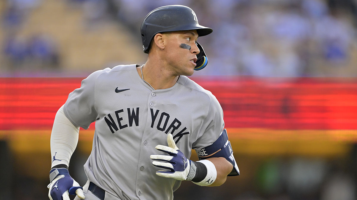 New York Yankees right fielder Aaron Judge (99) rounds the bases on his second solo home run of the game in the eighth inning against the Los Angeles Dodgers at Dodger Stadium.