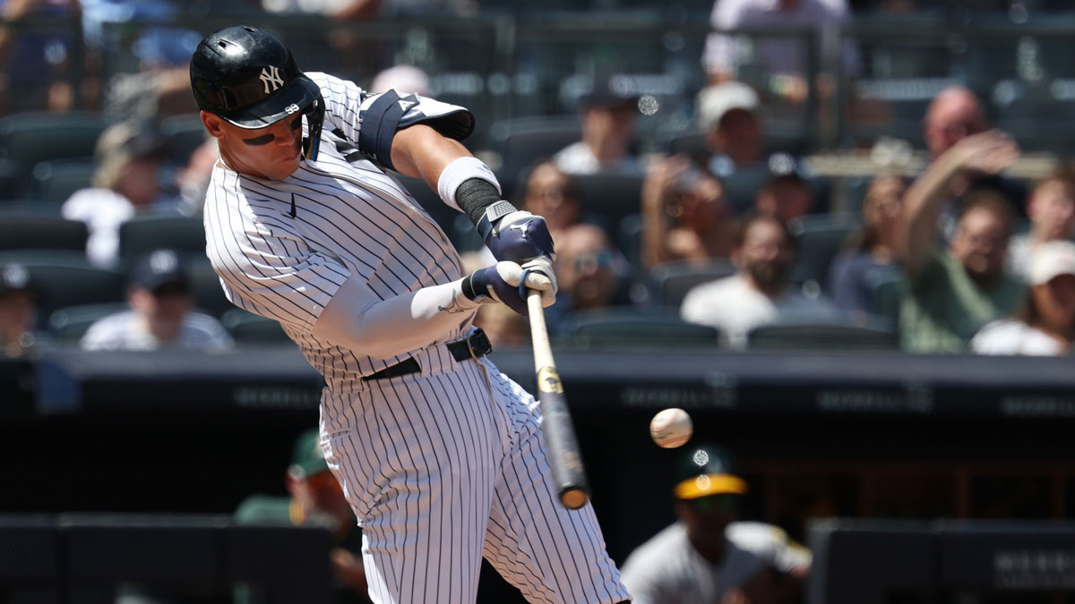 Yankees’ Aaron Judge joins Mark McGwire in history books with room to spare