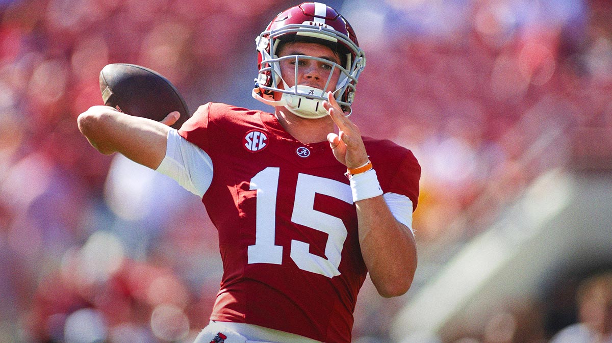 Alabama Crimson Tide quarterback Ty Simpson (15) makes a throw during warmups before a game against the Missouri Tigers at Bryant-Denny Stadium.