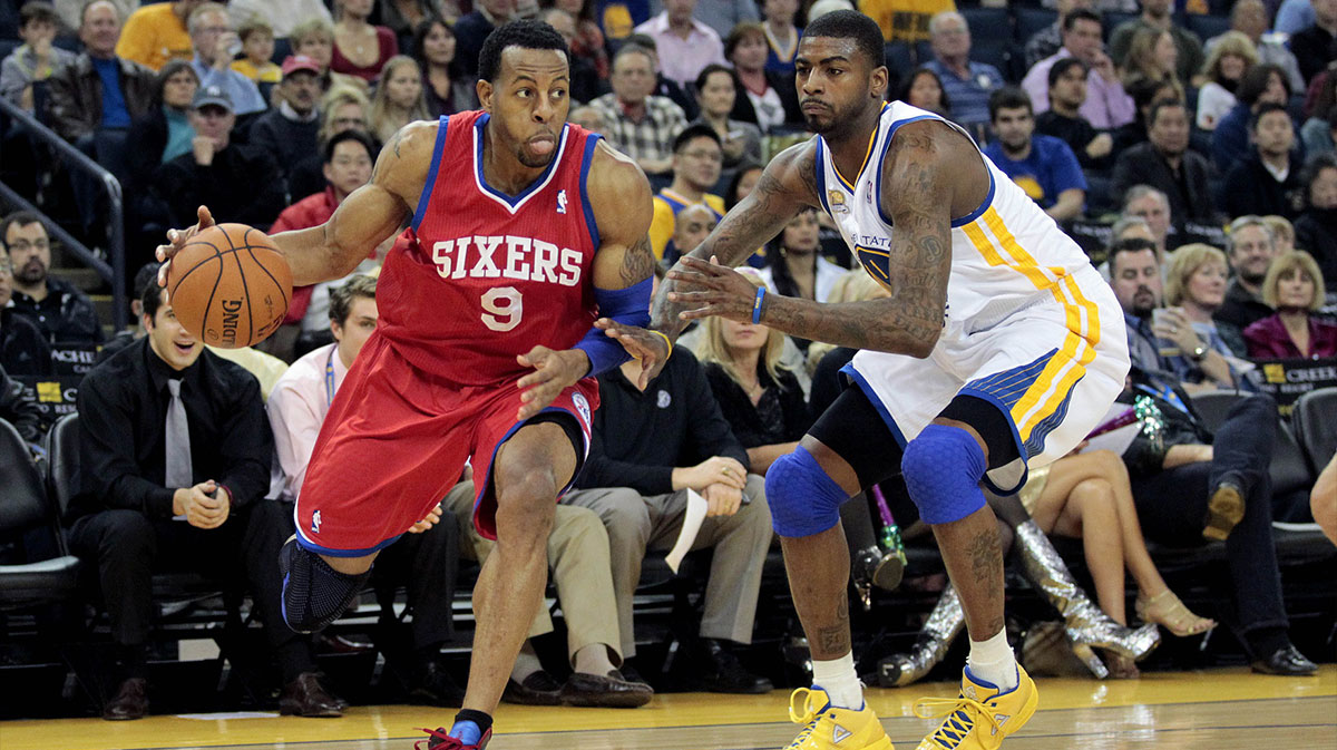 Philadelphia 76ers forward Andre Iguodala (9) dribbles past Golden State Warriors forward Dorell Wright (1) in the second quarter at ORACLE Arena.