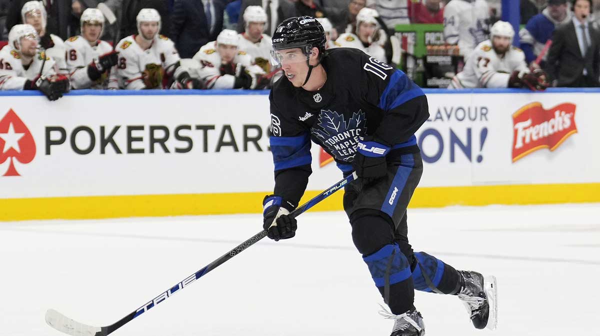 Toronto Maple Leafs forward Mitch Marner (16) skates in on a breakaway against the Chicago Blackhawks during the third period at Scotiabank Arena.
