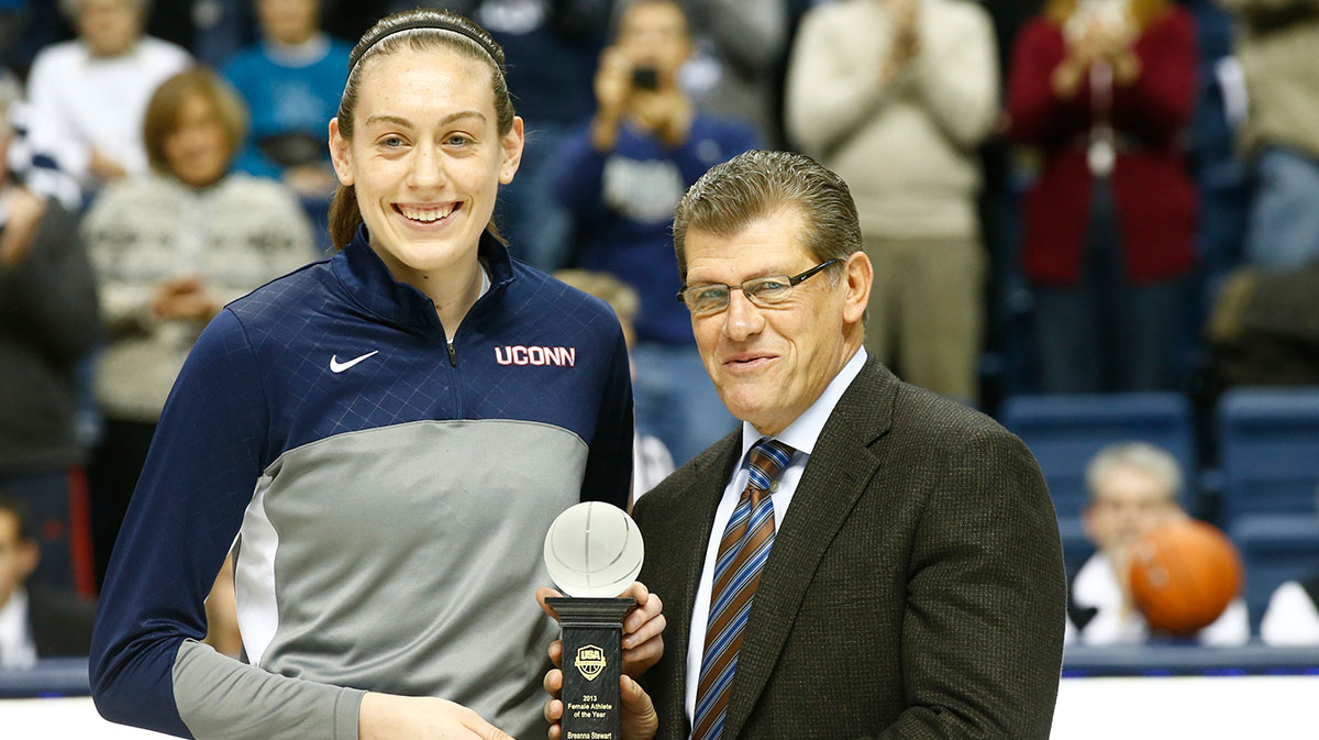 Connecticut Huskies forward Breanna Stewart (30) was awarded 2013 USA Basketball female athlete of the year, presented to her by head coach Geno Auriemma prior to the game against the Houston Cougars at Gampel Pavilion