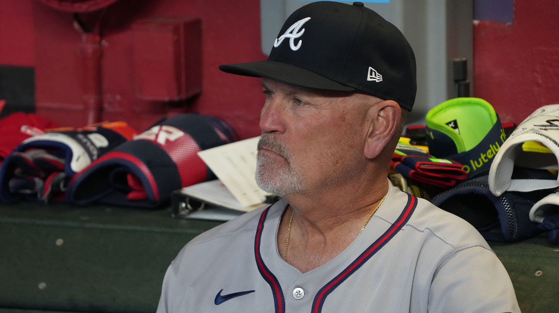 Atlanta Braves manager Brian Snitker (43) gets ready for a game against the Arizona Diamondbacks.