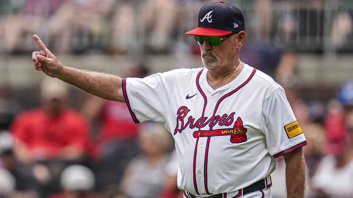 Jun 5, 2025; Cumberland, Georgia, USA; Atlanta Braves manager Brian Snitker (43) walks to the pitchers mound to change pitchers against the Arizona Diamondbacks during the ninth inning at Truist Park. Mandatory Credit: Dale Zanine-Imagn Images