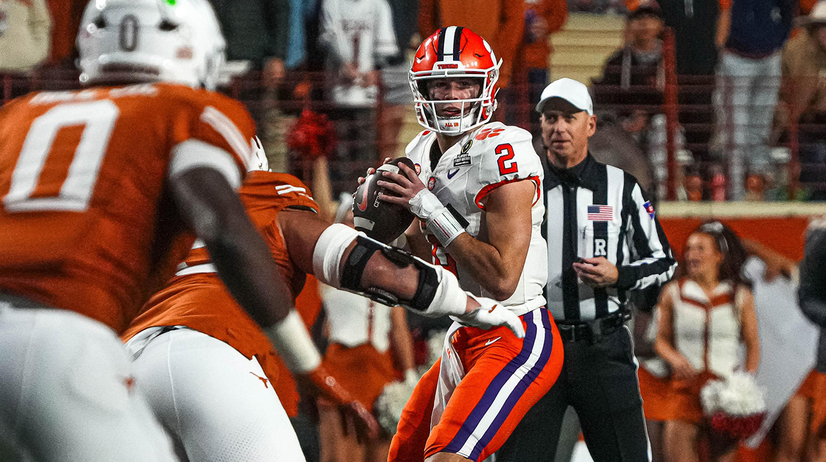 Clemson quarterback Cade Klubnik (2) throws a pass during the game against the Texas Longhorns in the first round of the College Football Playoffs at Darrell K Royal-Texas Memorial Stadium