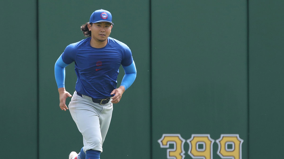 Chicago Cubs pitcher Shota Imanaga (18) warms up in the outfield before the game against the Pittsburgh Pirates at PNC Park. Fulmer