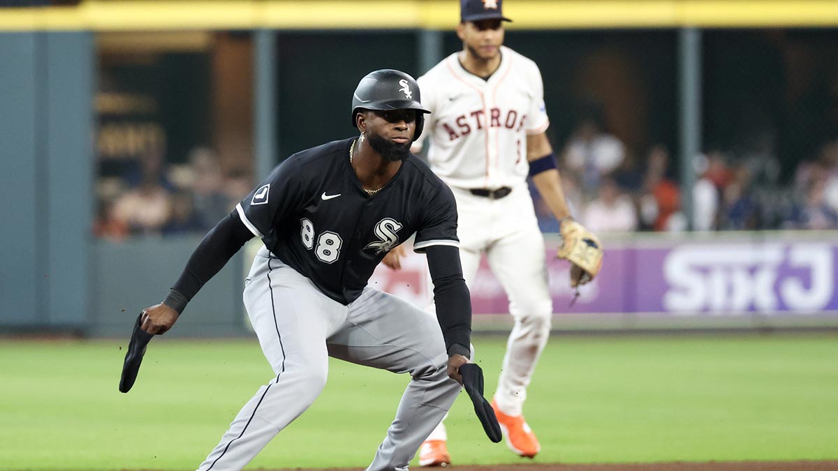 Chicago White Sox center fielder Luis Robert Jr. (88) reacts to his stand up double RBI against the Houston Astros in the first inning at Daikin Park.