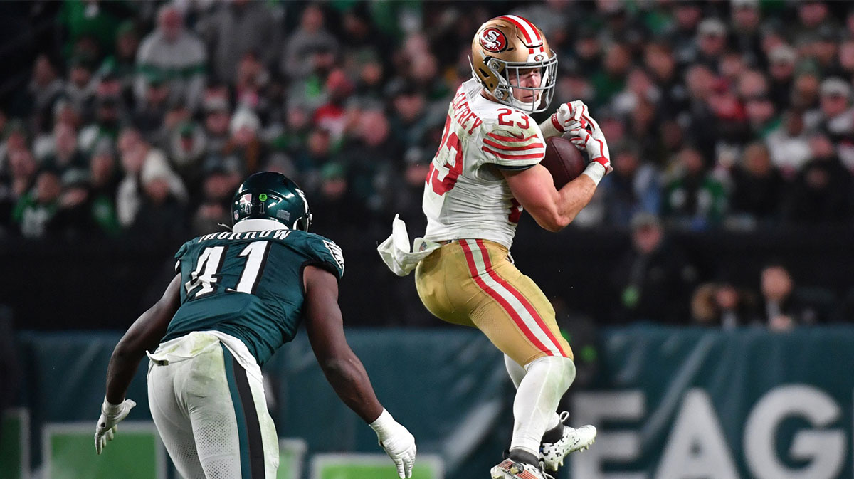 San Francisco 49ers running back Christian McCaffrey (23) makes a catch against the Philadelphia Eagles during the third quarter at Lincoln Financial Field.