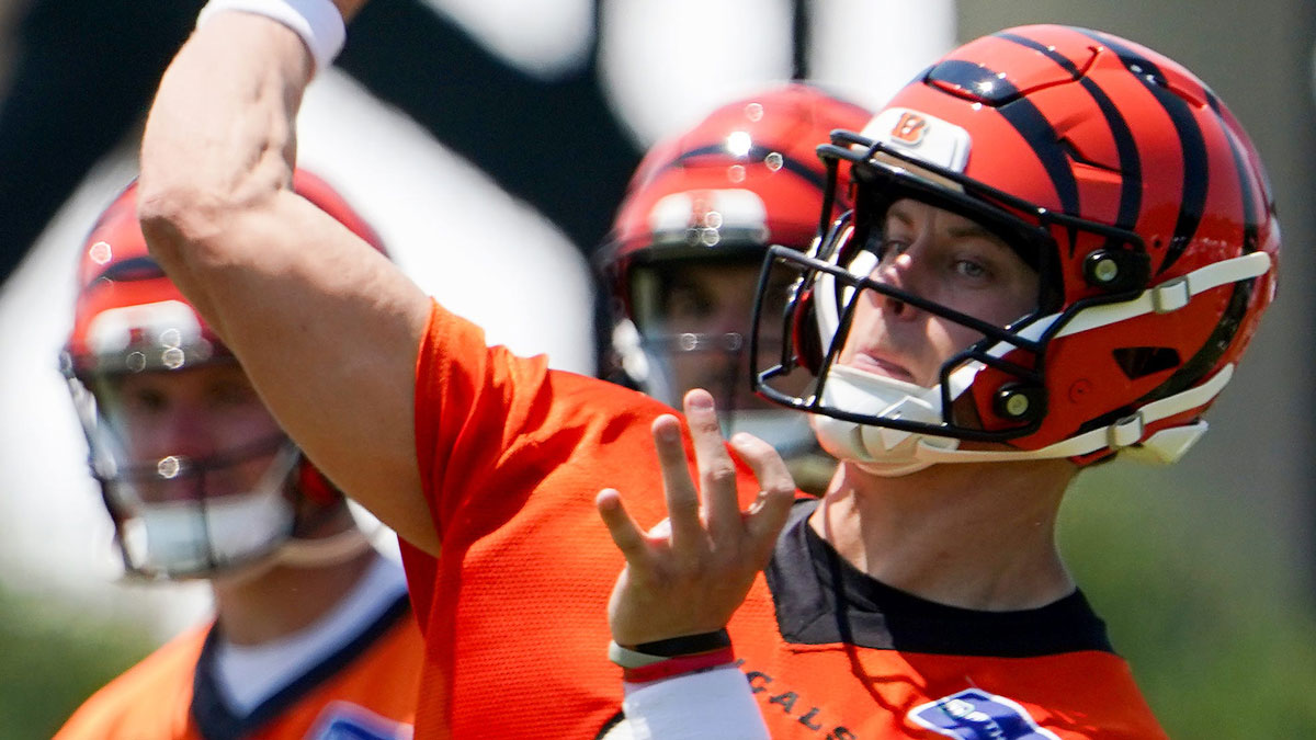 Cincinnati Bengals quarterback Joe Burrow throws a pass during a scrimmage, Wednesday, June 11, 2025, at Kettering Health Practice Fields in Downtown Cincinnati.