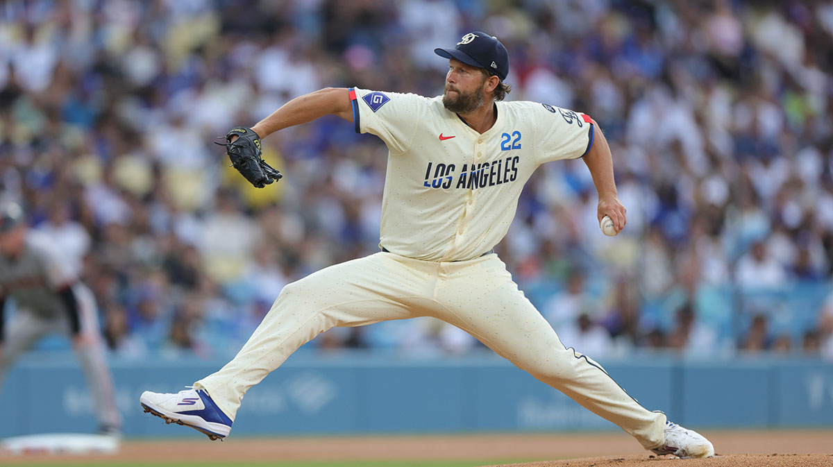 Clayton Kershaw flashes vintage form with 7 scoreless innings vs. Giants