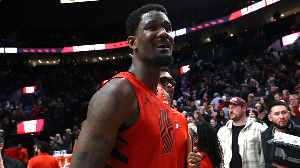 Portland Trail Blazers center Deandre Ayton (2) reacts after helping secure a 121-119 overtime win against the Phoenix Suns at Moda Center.