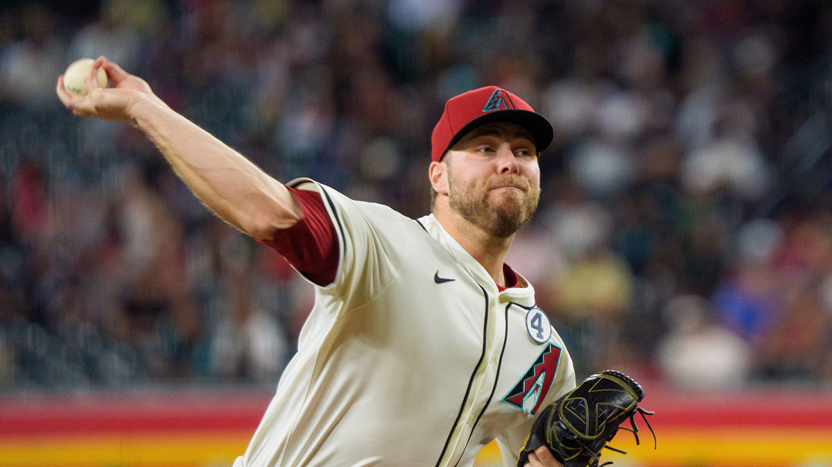 Arizona Diamondbacks starting pitcher Corbin Burnes (39) on the mound in the second inning against the Washington Nationals at Chase Field.