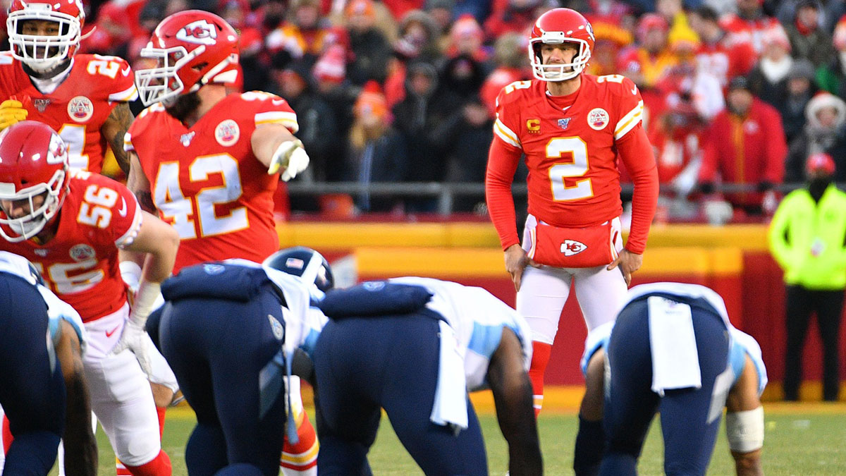 Kansas City Chiefs punter Dustin Colquitt (2) prepares to punt the ball during the AFC Championship Game against the Tennessee Titans.