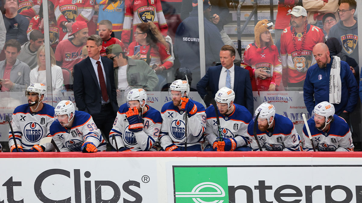 Oilers rumors: Edmonton working on new contracts for 2 depth forwards