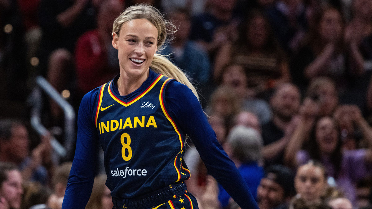 Indiana Fever guard Sophie Cunningham (8) in the second half against the Connecticut Sun at Gainbridge Fieldhouse.